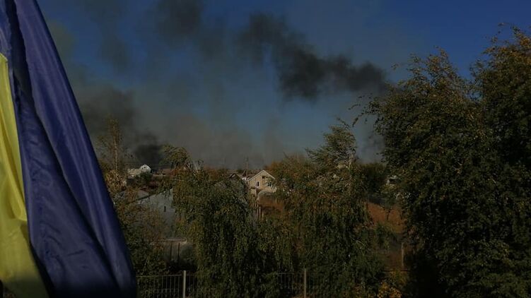 Пожар в Луганской области. Фото: Facebook РГА Станицы Луганской