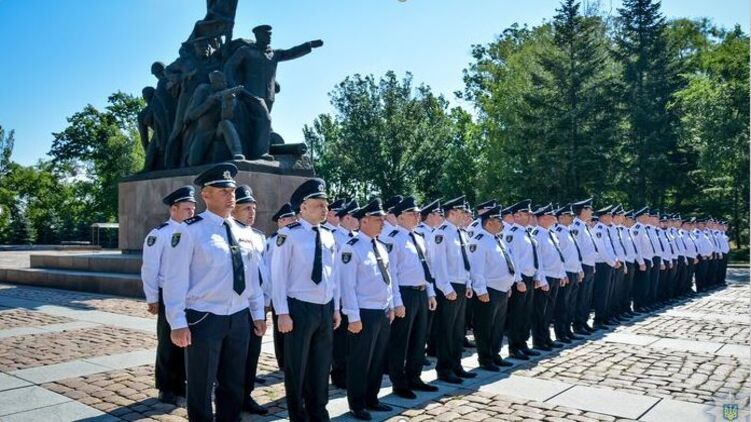 Экс-начальник милиции в Николаеве получит 1 млн в качестве компенсации морального ущерба. Фото: facebook.com/UA.National.Police.Nikolaev