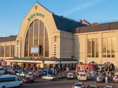 Уехать от войны. Как эвакуироваться из Киева машиной, попуткой и поездом