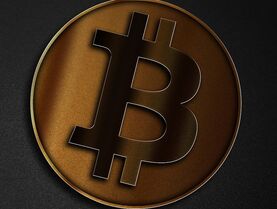 Біткоїн упав майже вдвічі за півроку. Що відбувається із курсом криптовалют?