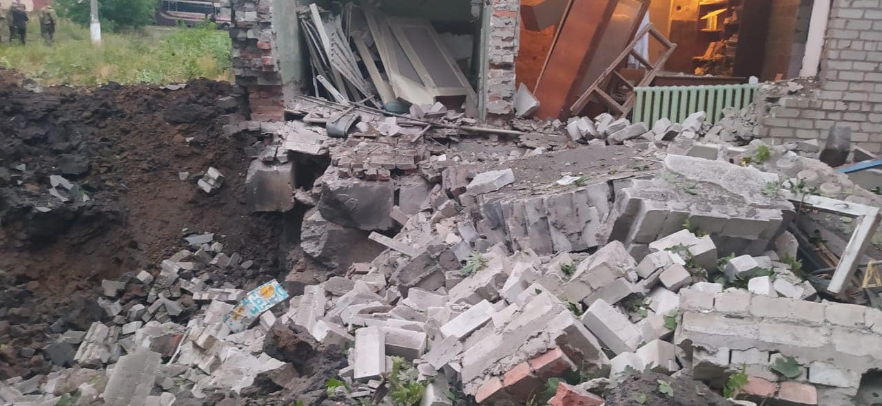 Россия разрушила учебные заведения в Донецкой области