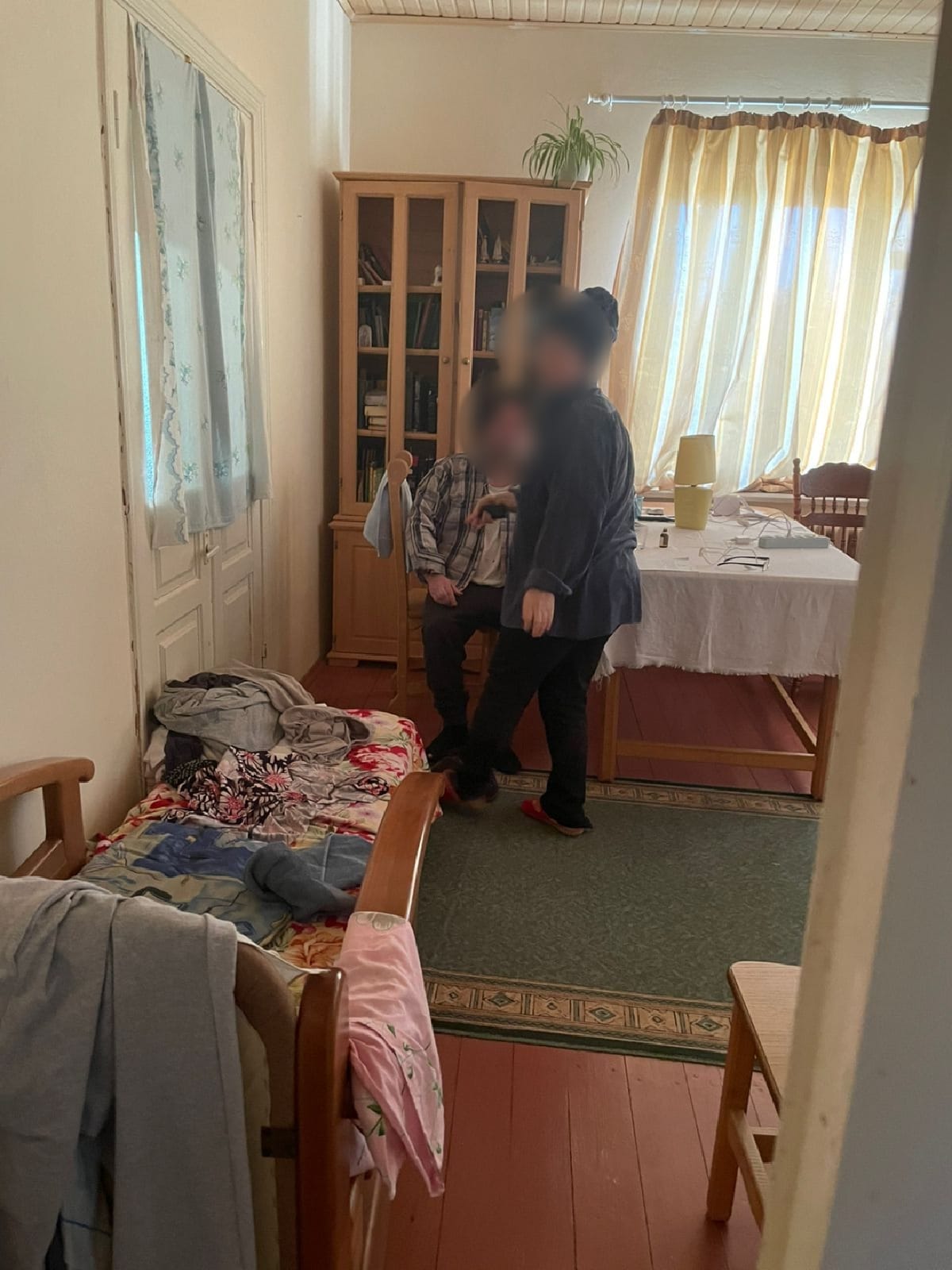 В Киевской области поймали супругов на контрабанде монет Крымского ханства и Римской империи в США