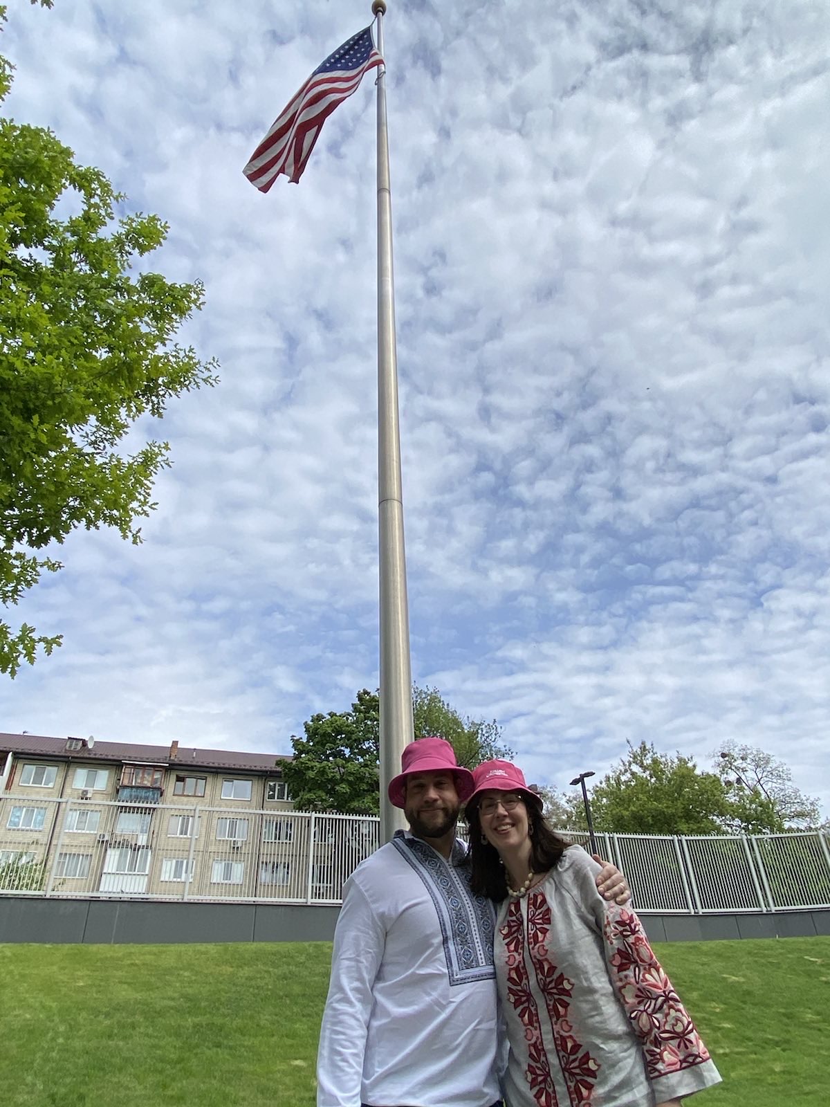 Сотрудники посольства США