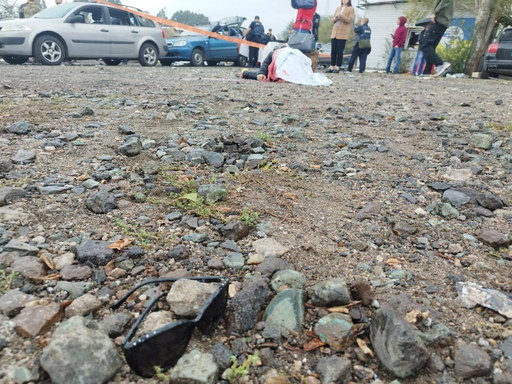 Зеленский опубликовал фото последствий обстрелов Запорожья, Николаевщины и Днепропетровщины