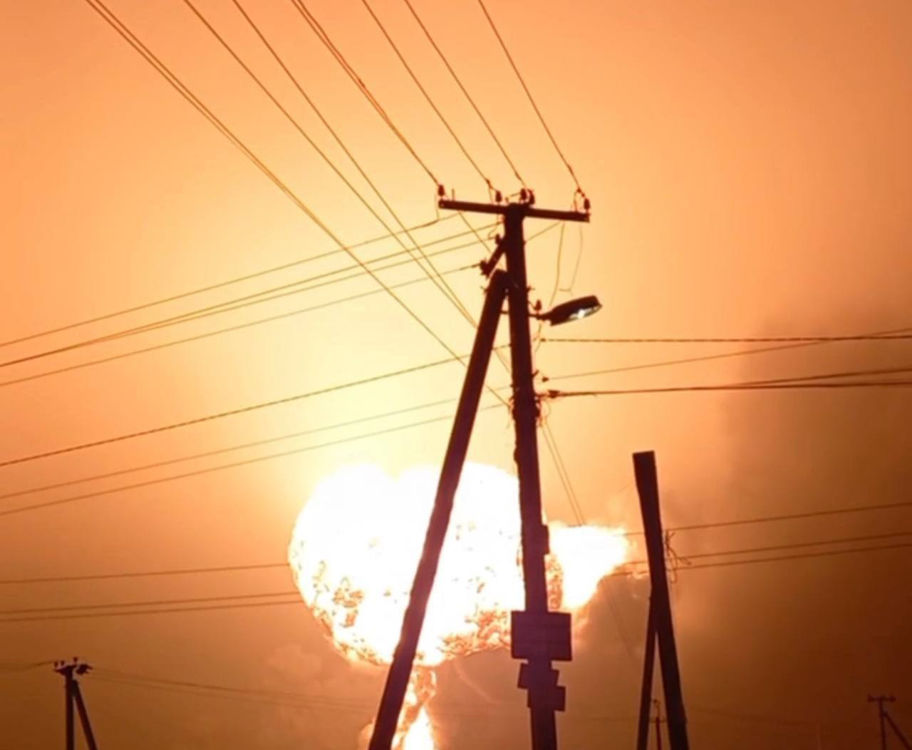 Пожар после прилета