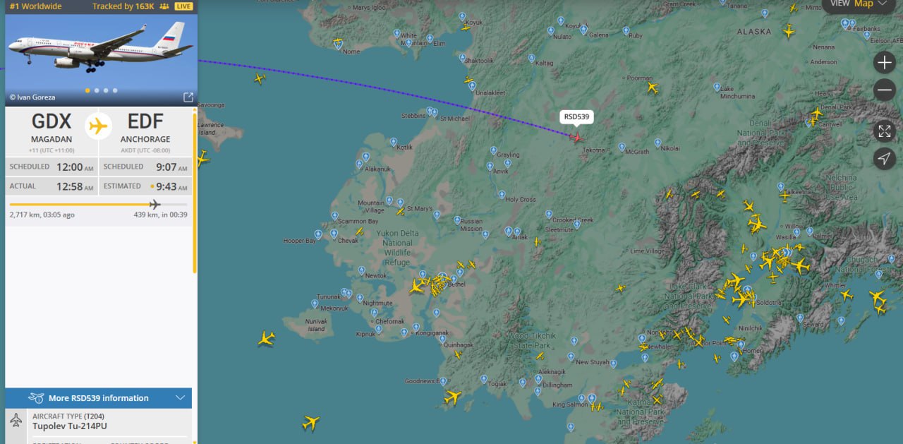 Карта переміщень (2) на flightradar24.com