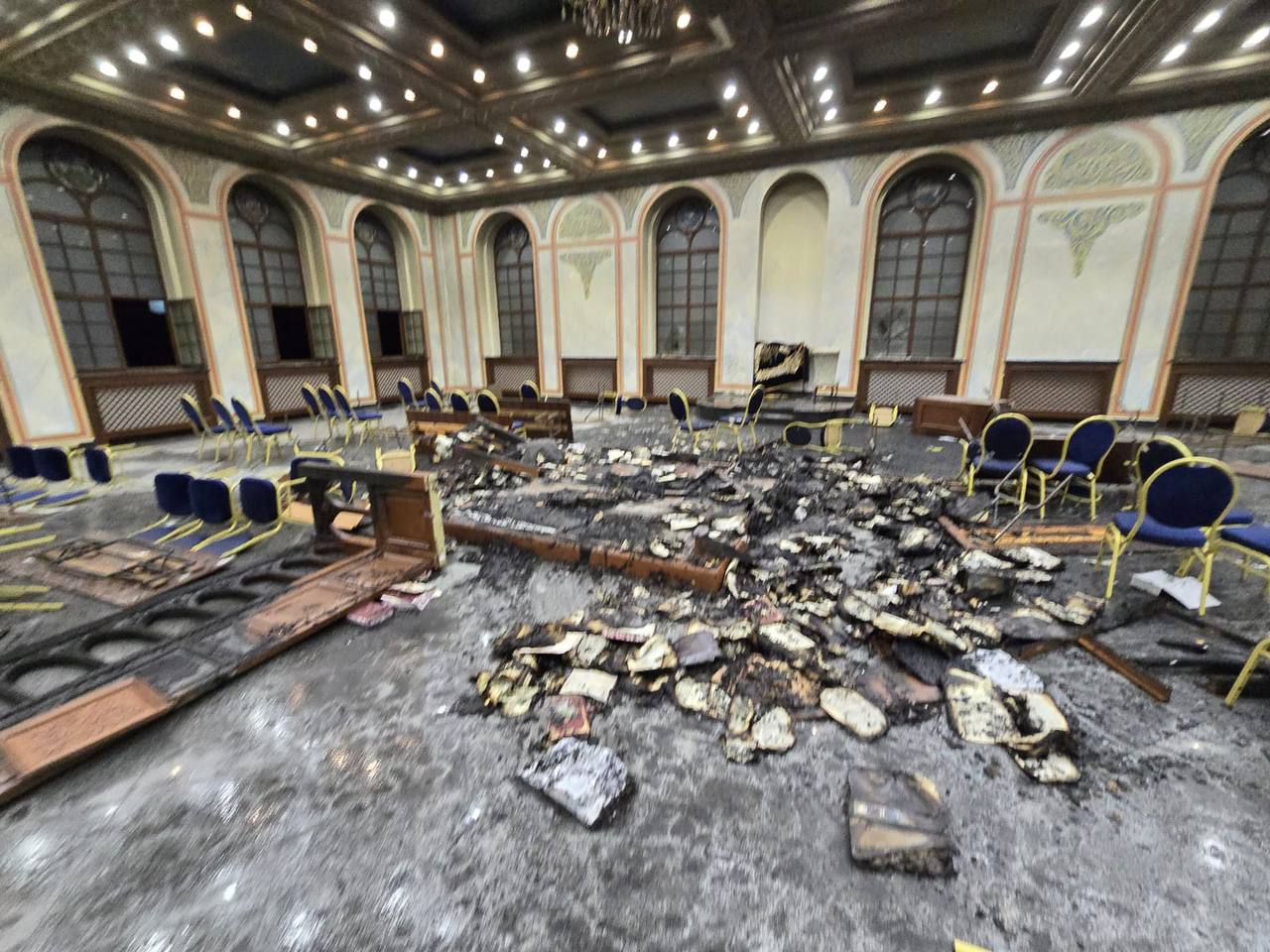 Синагога Садгор після пожежі. Фото з Телеграм